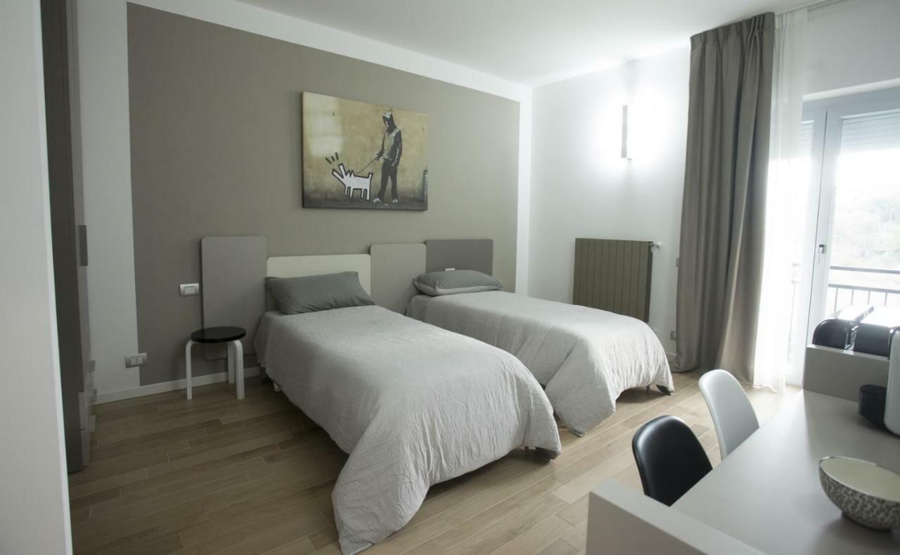 Il Posto Accanto Hotel Avellino Exterior photo